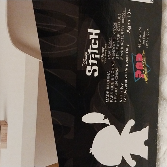 DISNEY STITCH DECORATIVE WALL CLOCK size 10"X10" - Picture 6 of 8